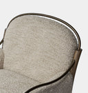Demi Chaise