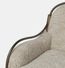 Demi Chaise