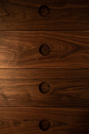 Kanan Dresser