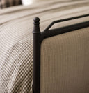 Leyla Bed