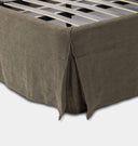 Wyndham Bed
